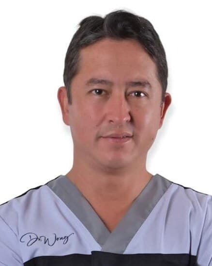 Dr. Alex Wong Fernández, Head Professor, Oral Surgery
